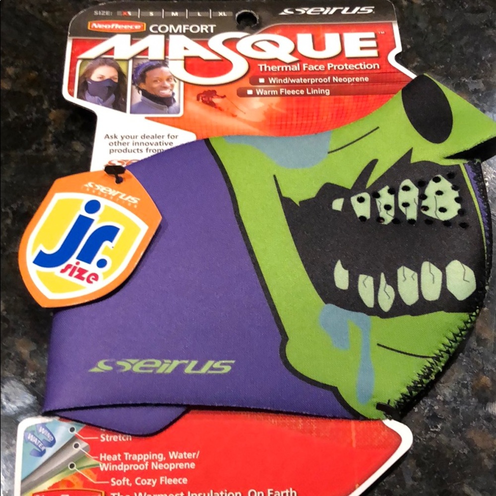 NWT SZ xs kids(jr)  winter face protector zombie